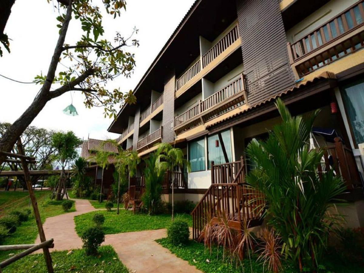 Kong Garden View Resort Chiang Rai Bagian luar foto